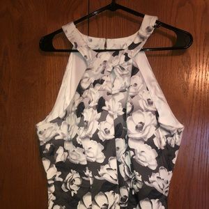 Women’s sleeveless peplum top